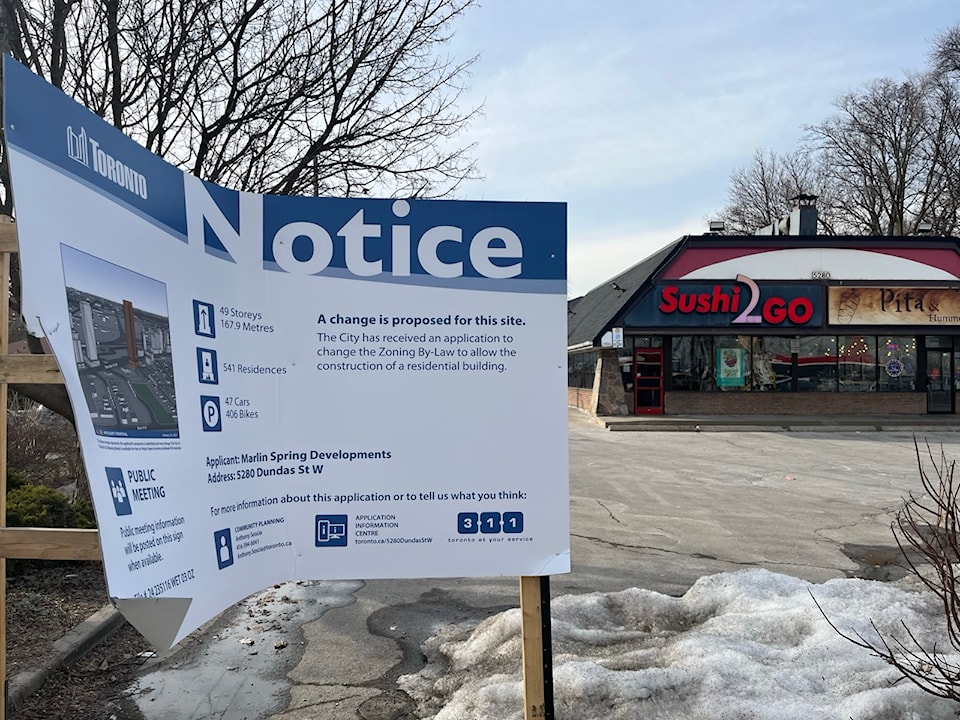 notice-photo