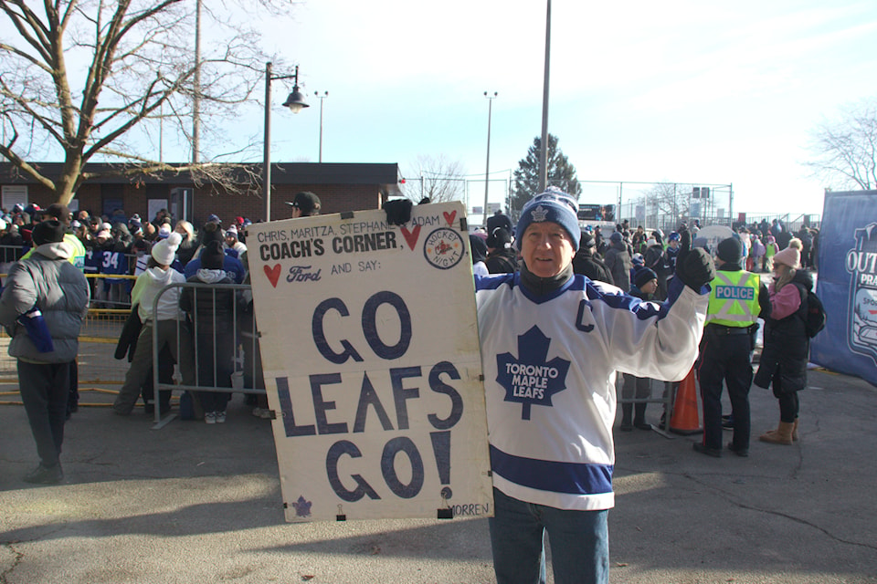 maple-leafs-fan